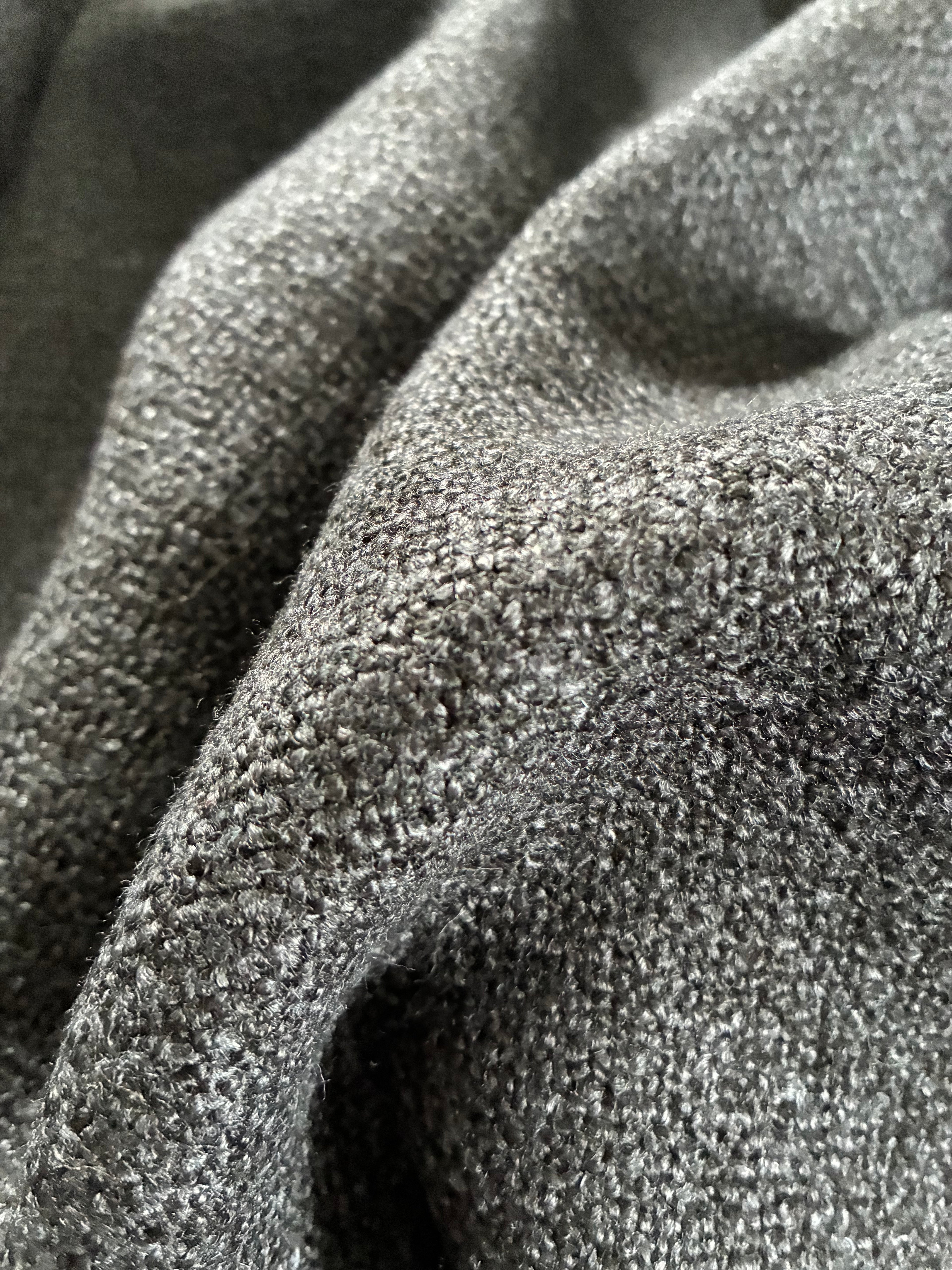 397CW. Bouclé. 470g/m2.