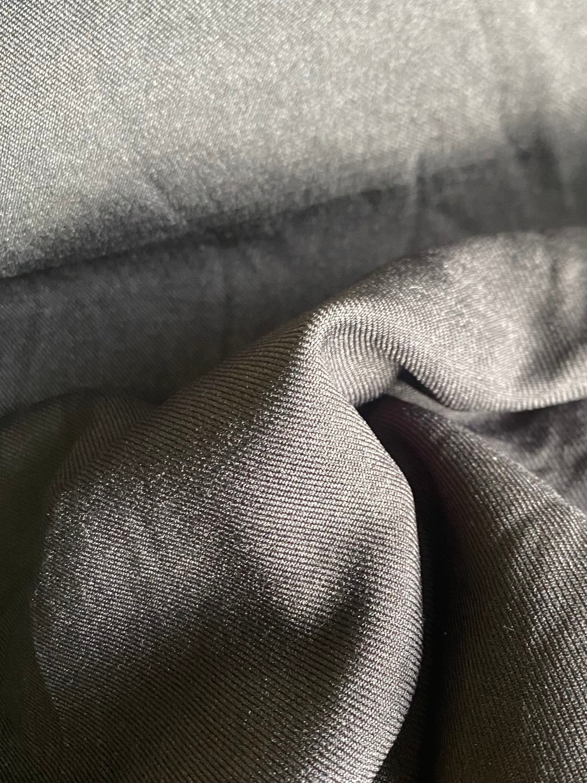 429P. Technical twill with creased effect. 280 g/m2.