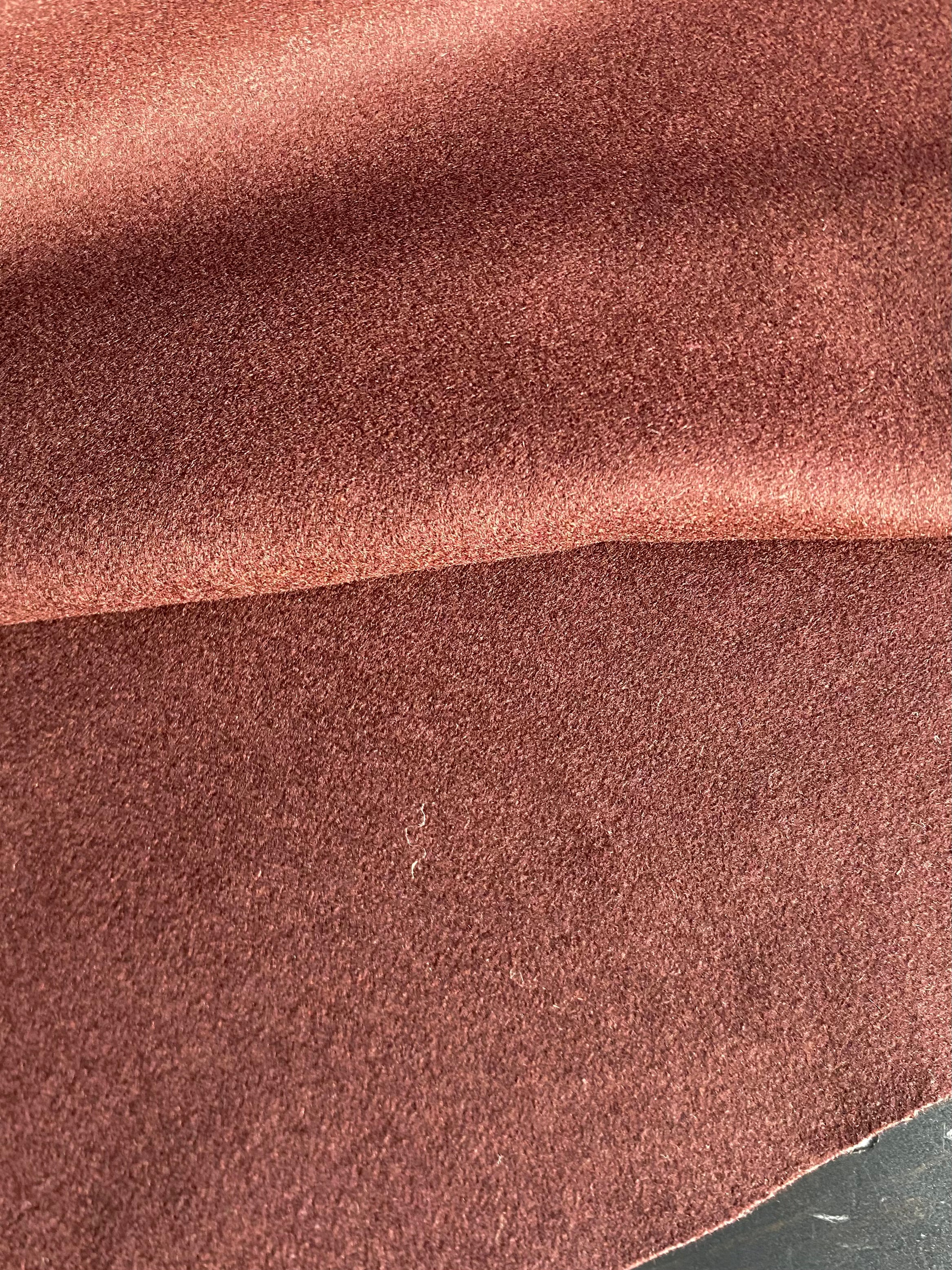 403VWP. Wool. 385g/m2.