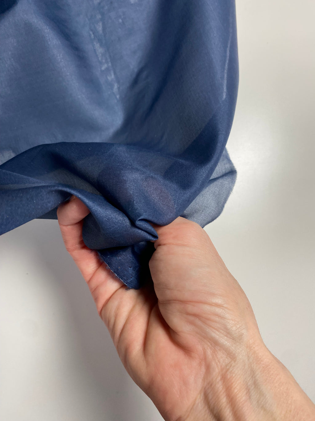 200S. Technical silk. 55 g/m2. 2.4m and 2m Coupons.
