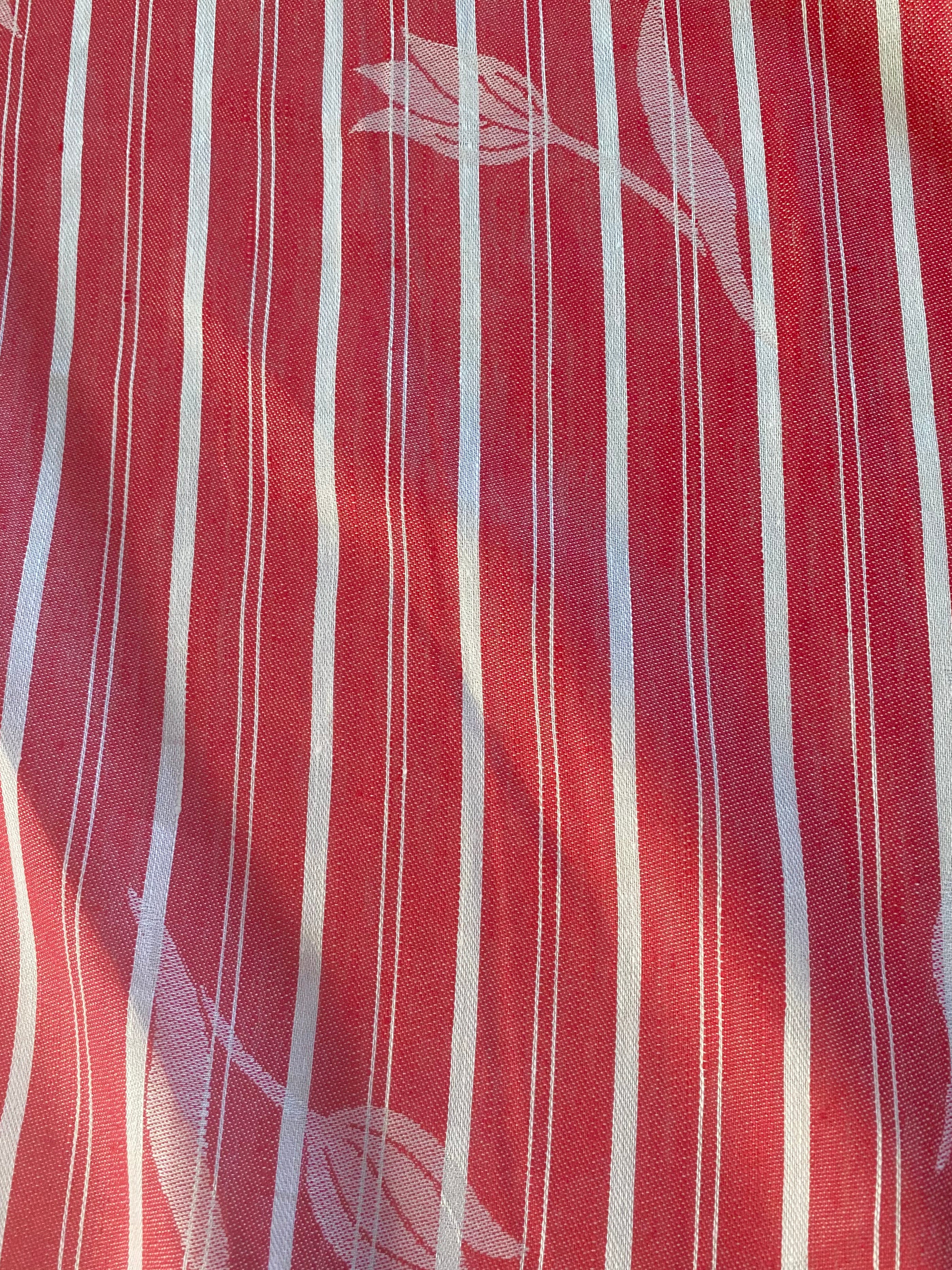272L. Linen. 145g/m2.