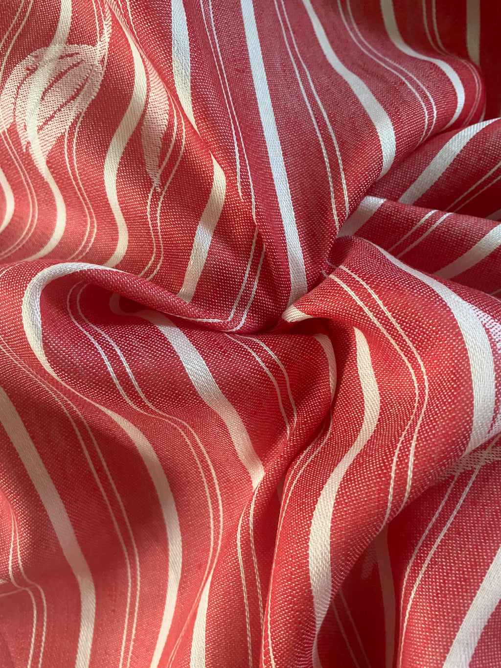 272L. Linen. 145g/m2.