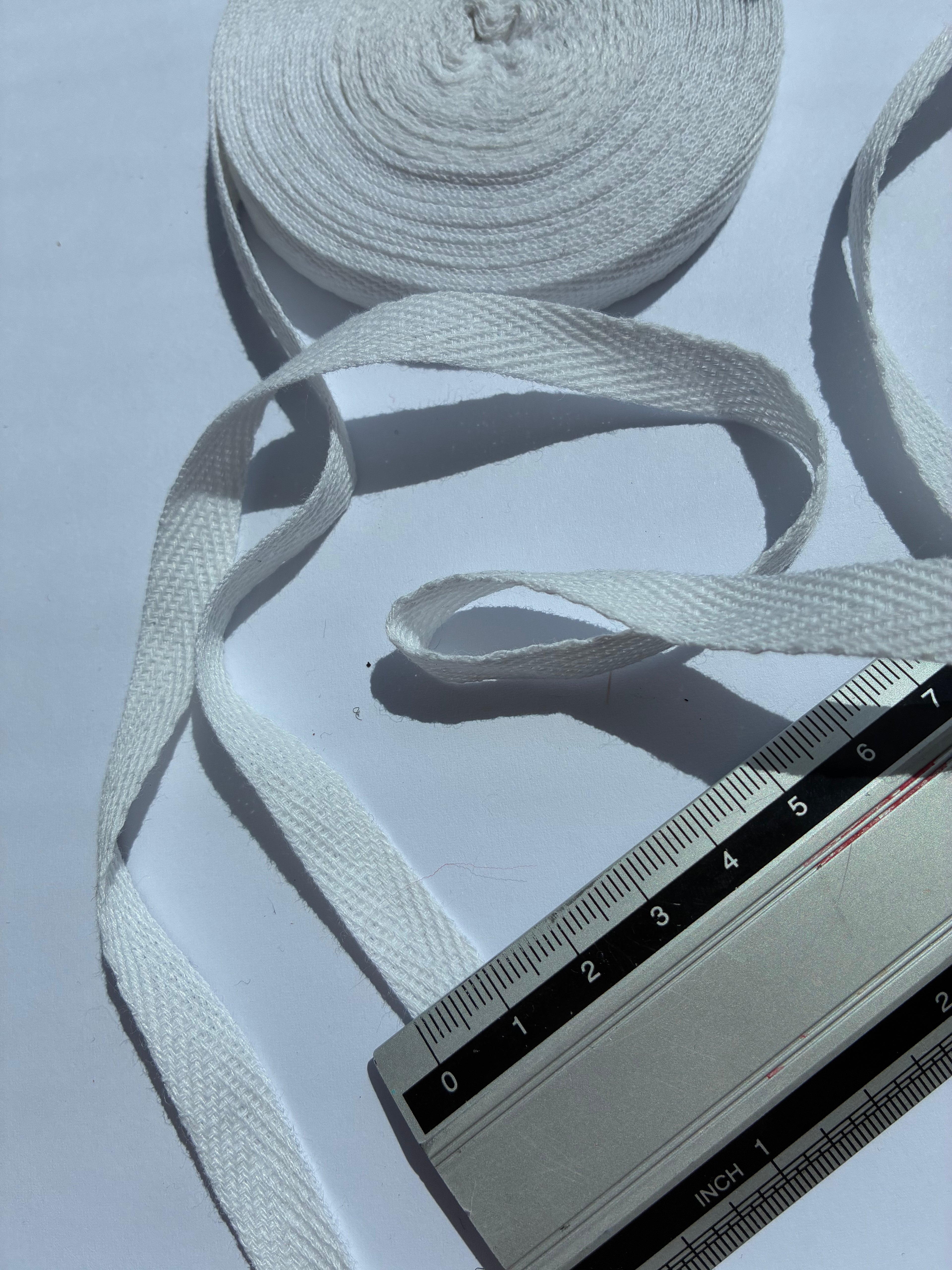 1021ACC. Soft herringbone tape. 10mm.