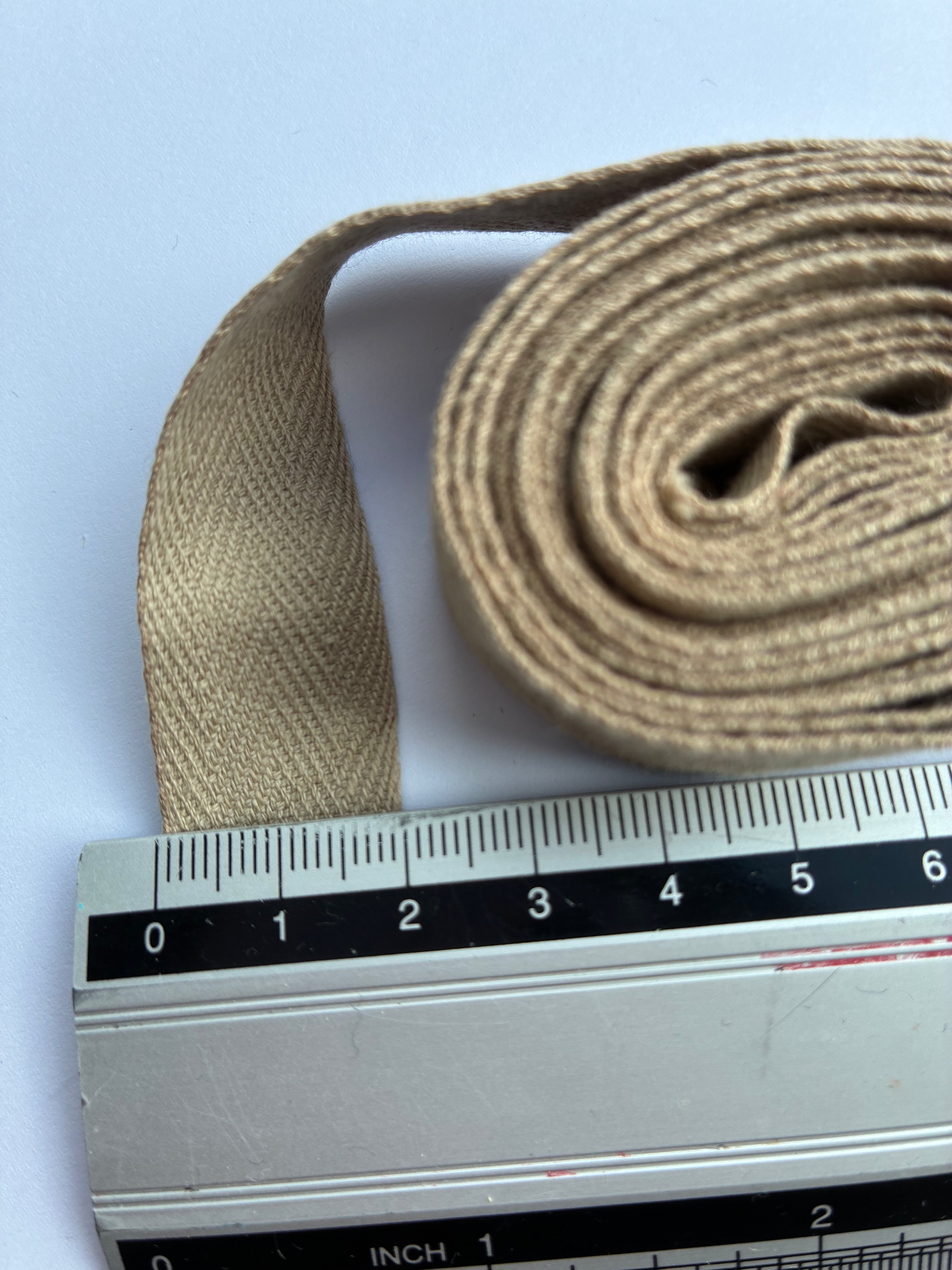 10091ACC. Soft herringbone tape. 20mm.