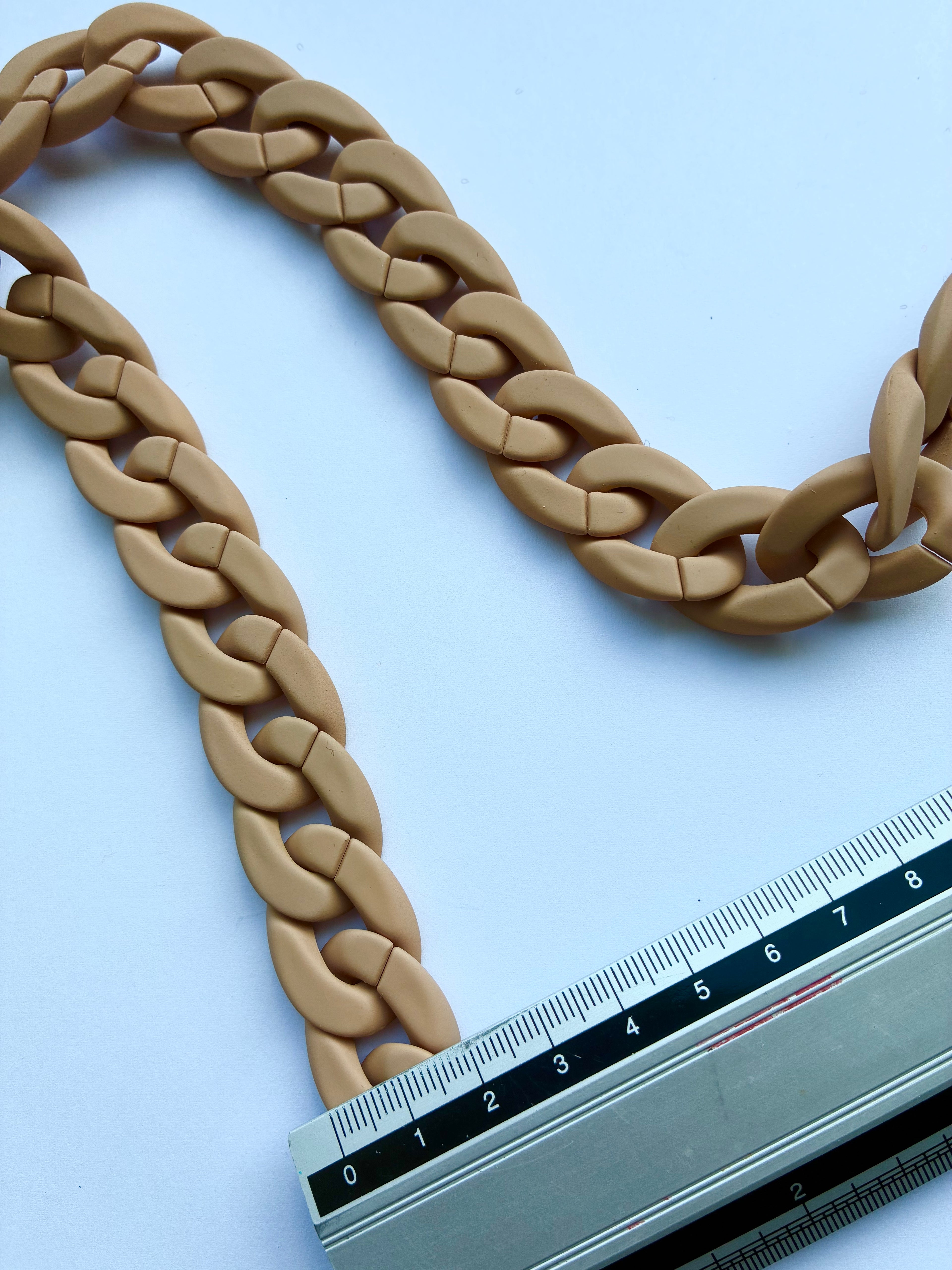 1101ACC. Decorative chain. 20mm. Beige.