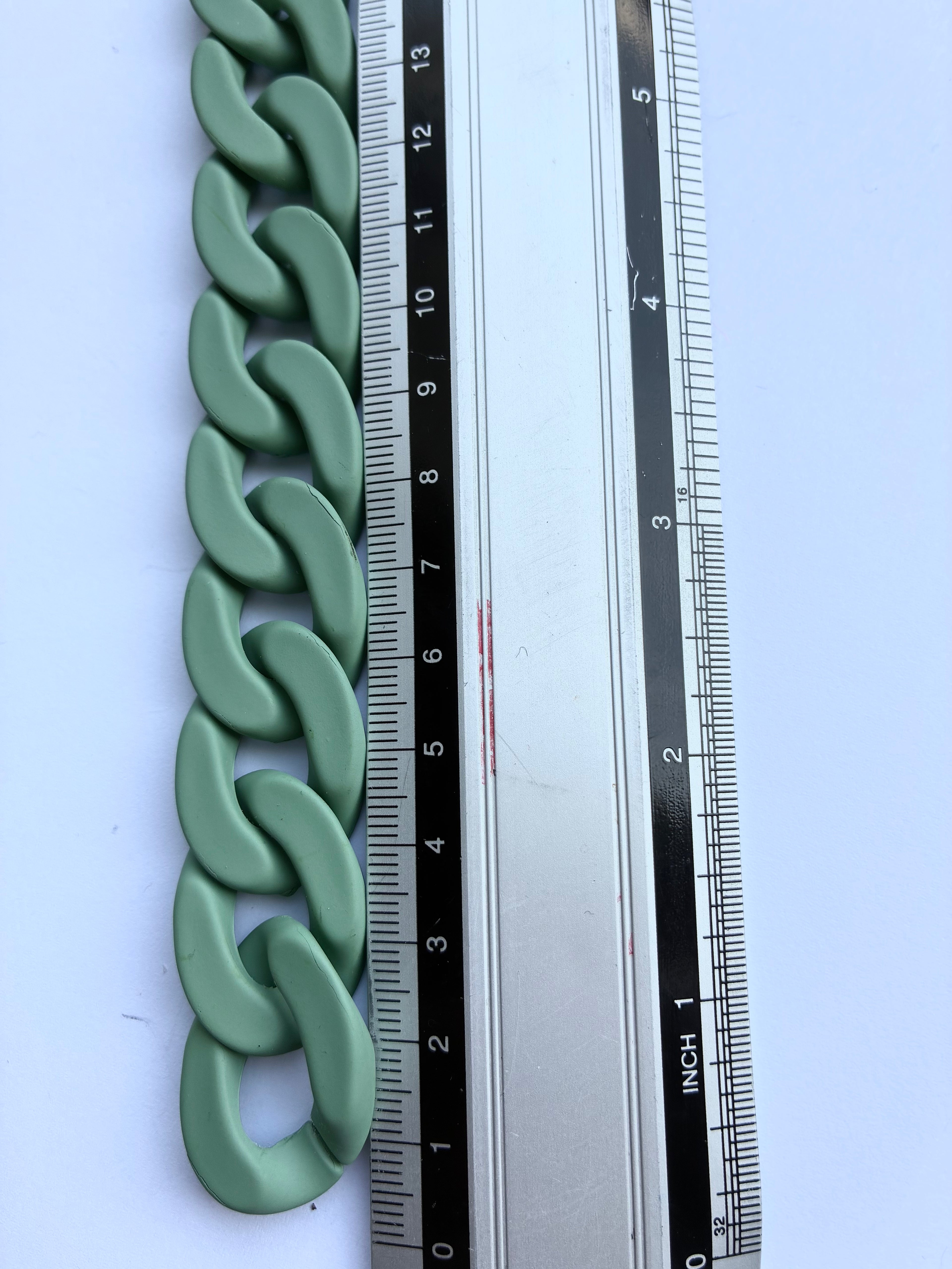 1106ACC. Decorative chain. Plastic. 20mm. Green.