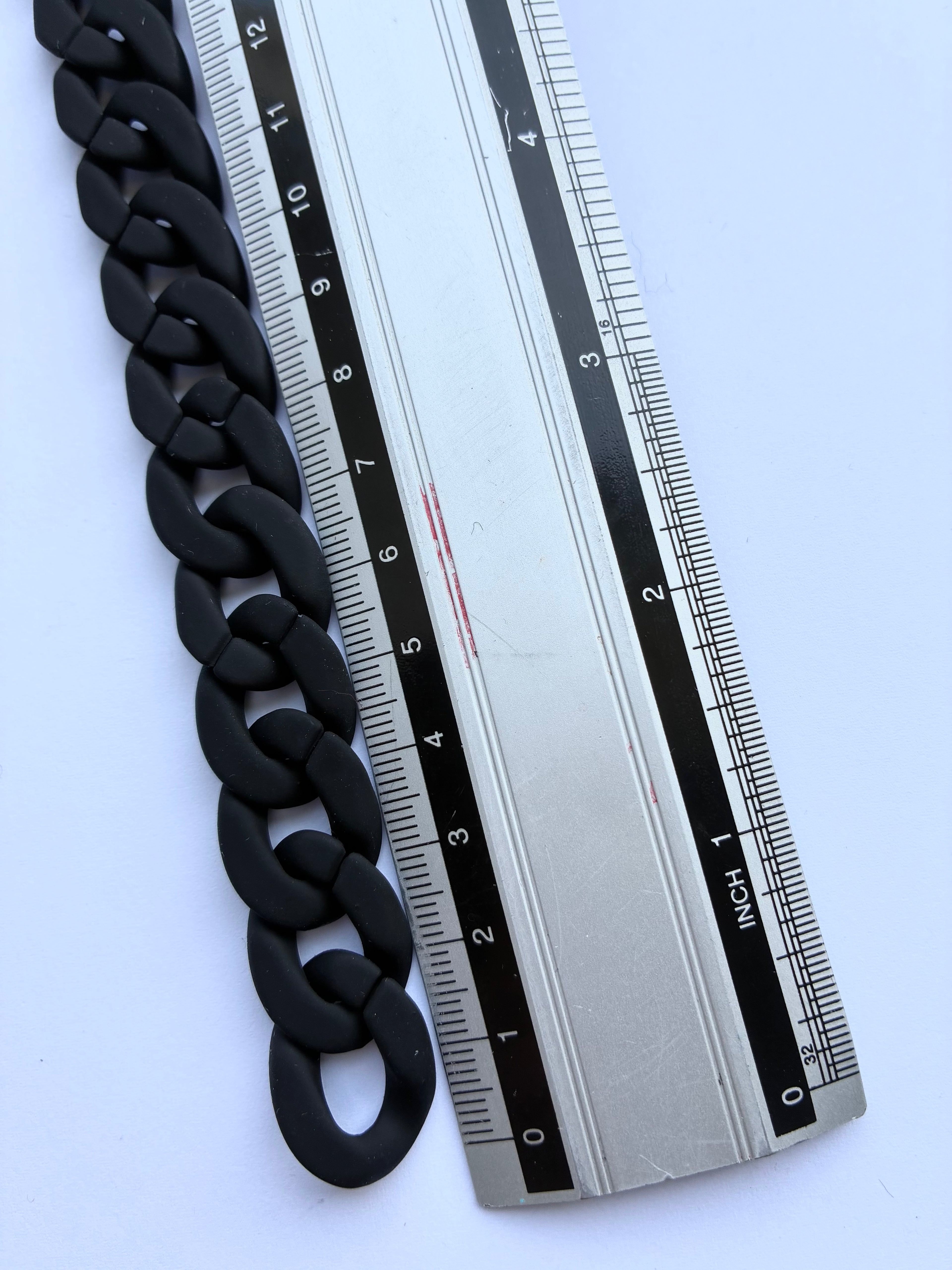1108ACC. Decorative chain. 15mm. Black.