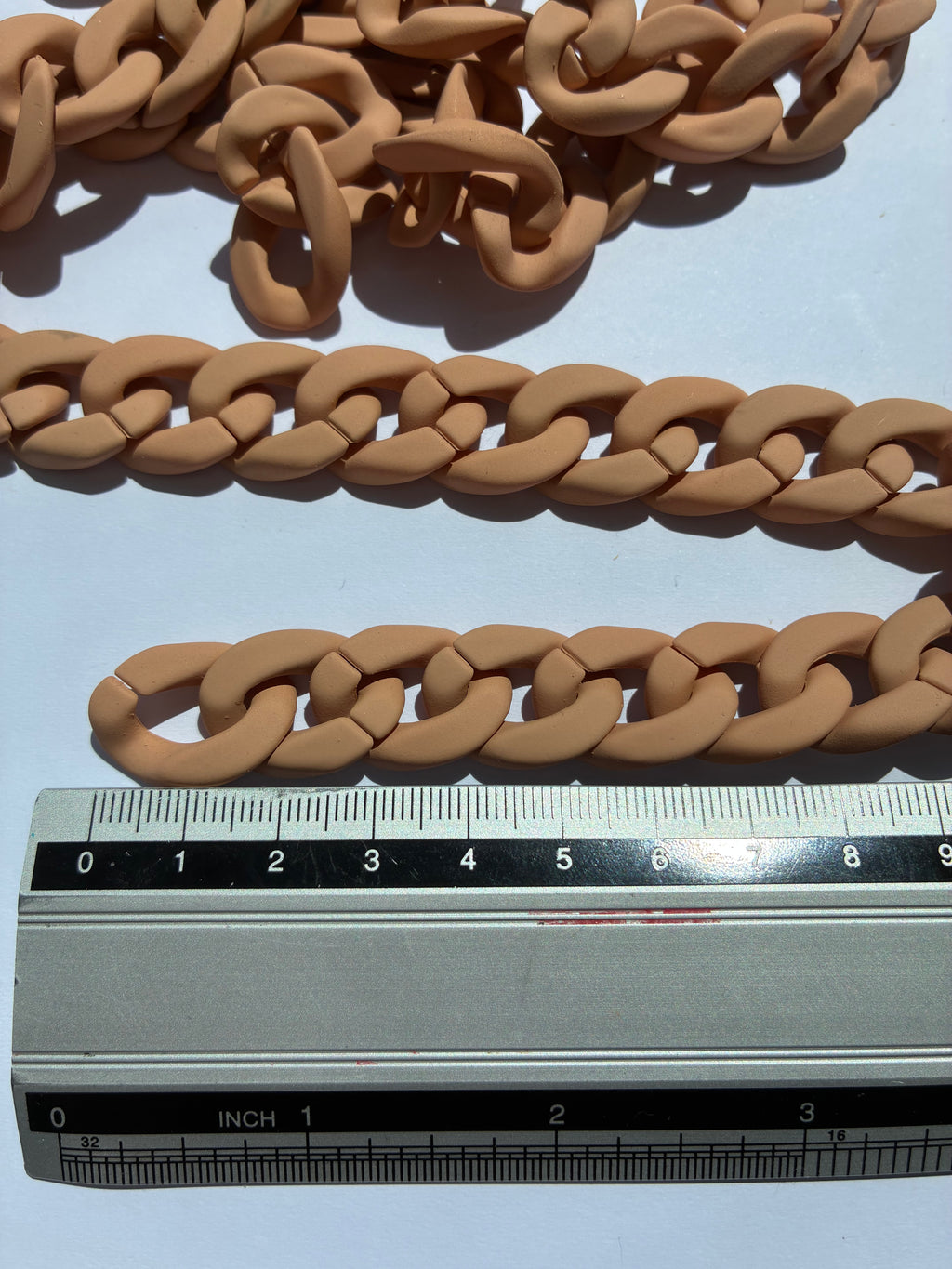 1102ACC. Decorative chain. 15mm. Beige.