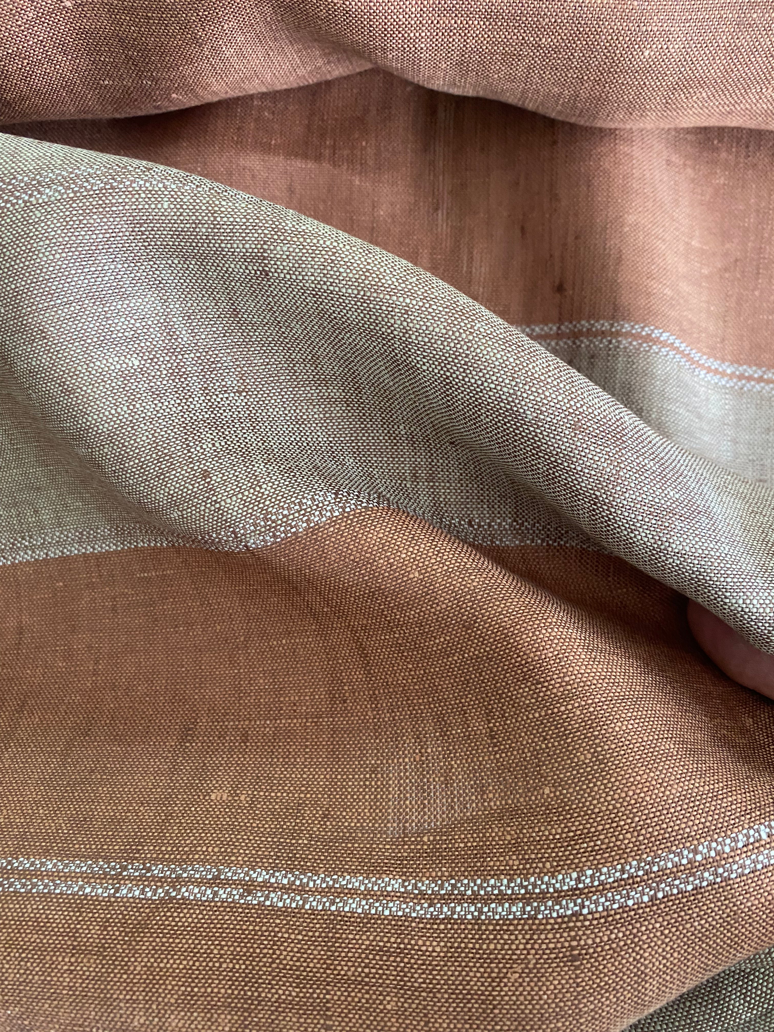 283L. Linen. 120g/m2.