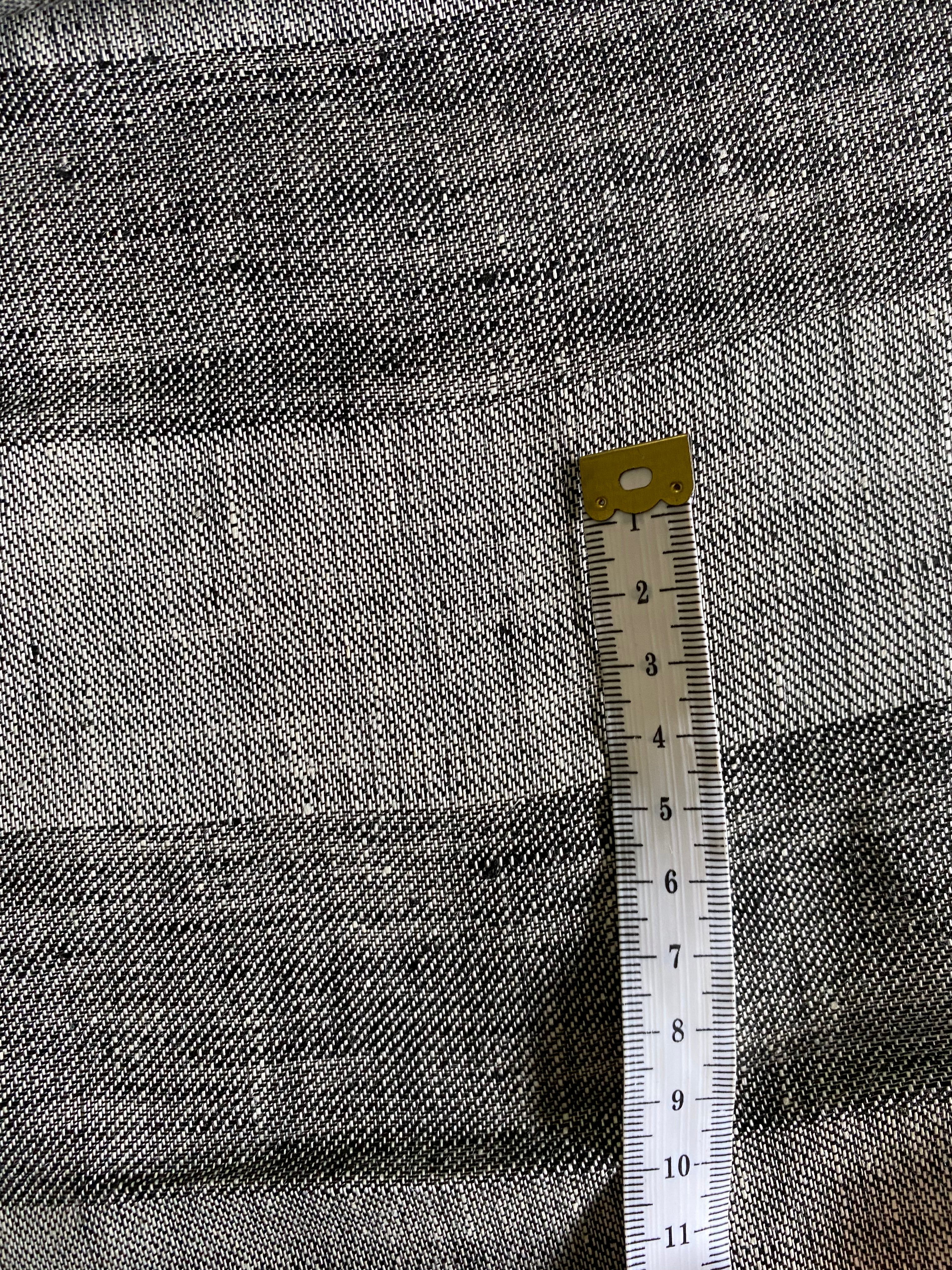 279L. Linen stripes. 130g/m2. 3m coupon.