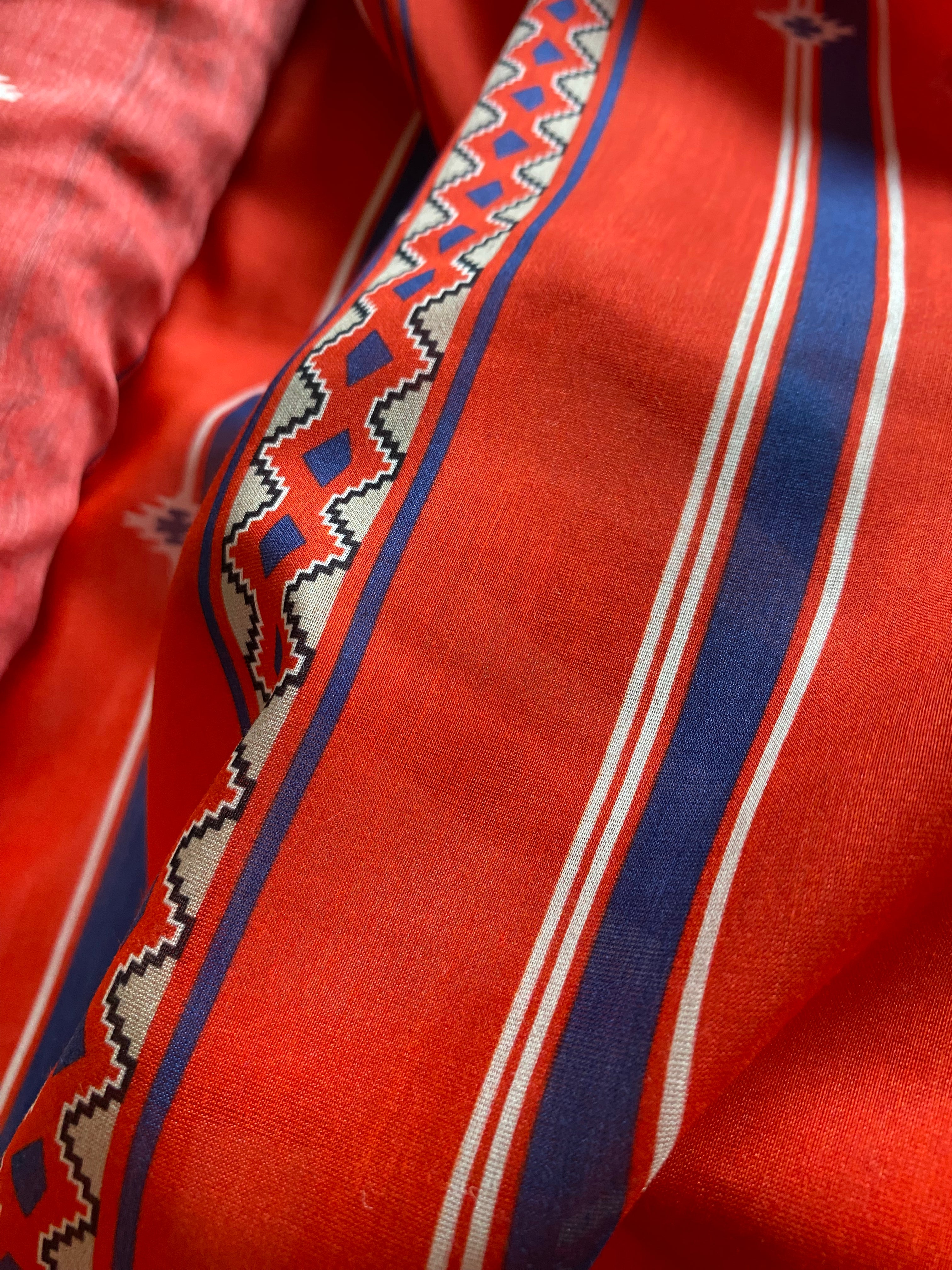223CS. Silk-cotton voile. 30 g/m2.