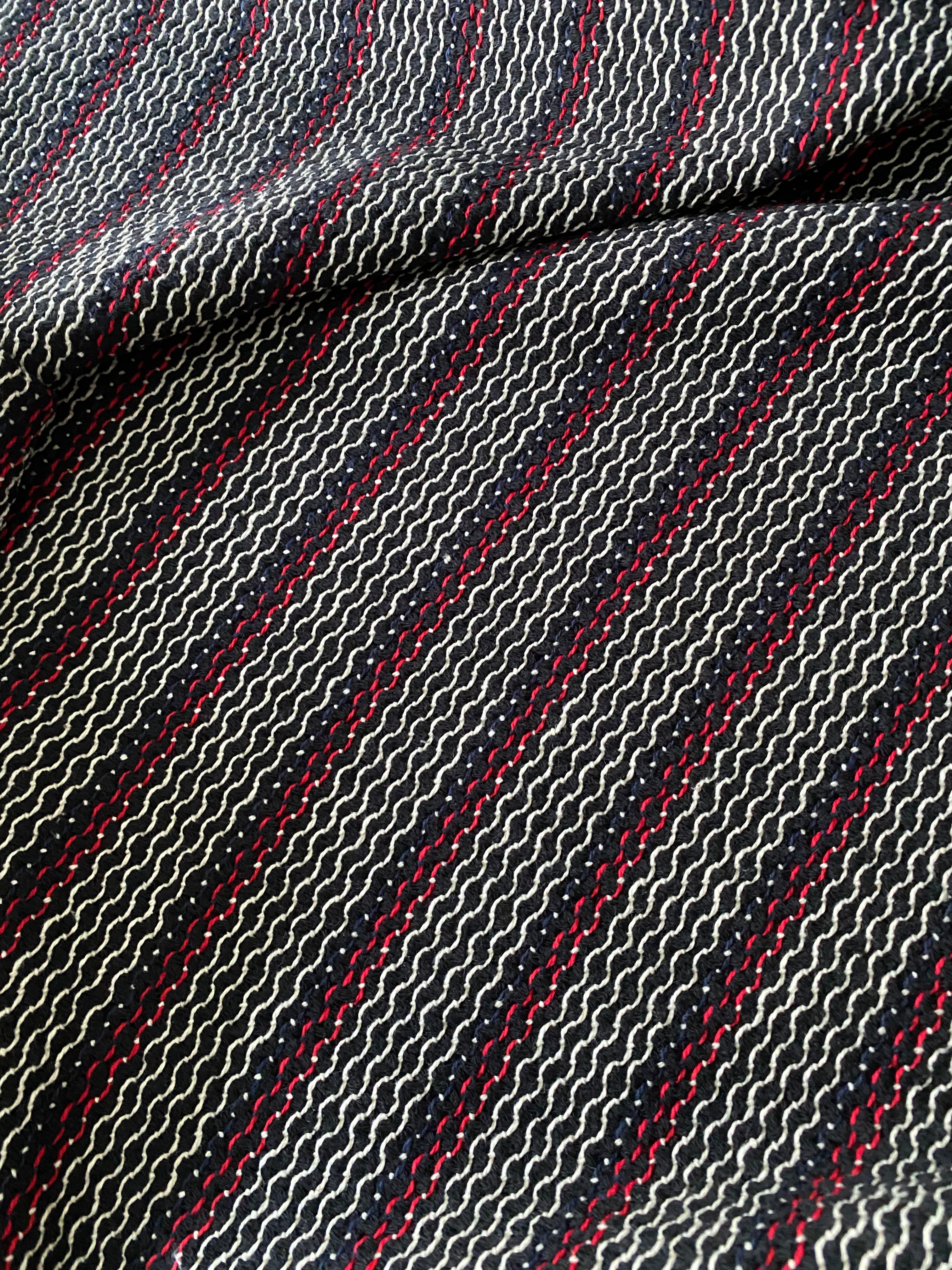 366C. Tweed. 260g/m2.