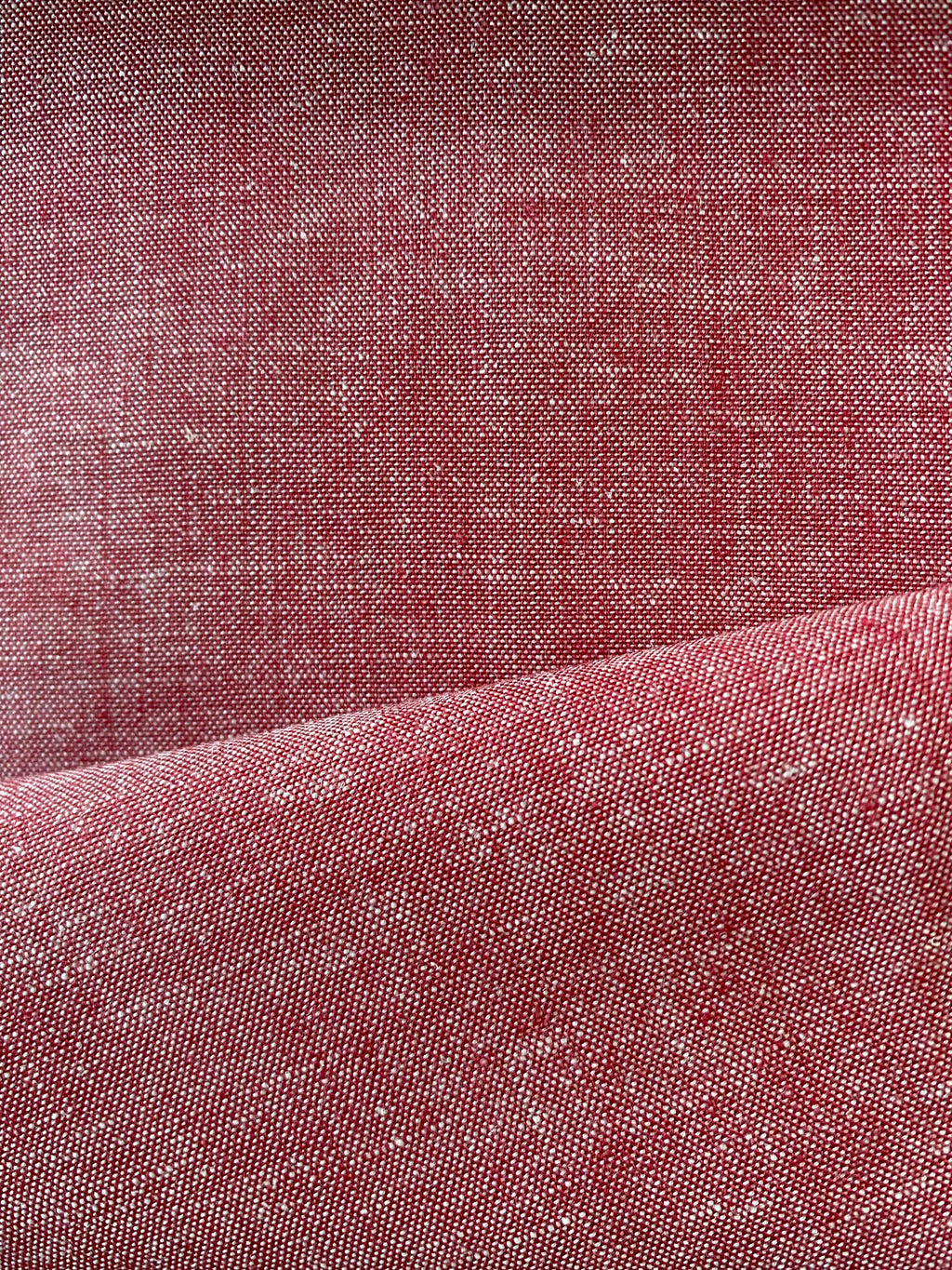 024LC. Linen melange. 180g/m2. 2.45m coupon.