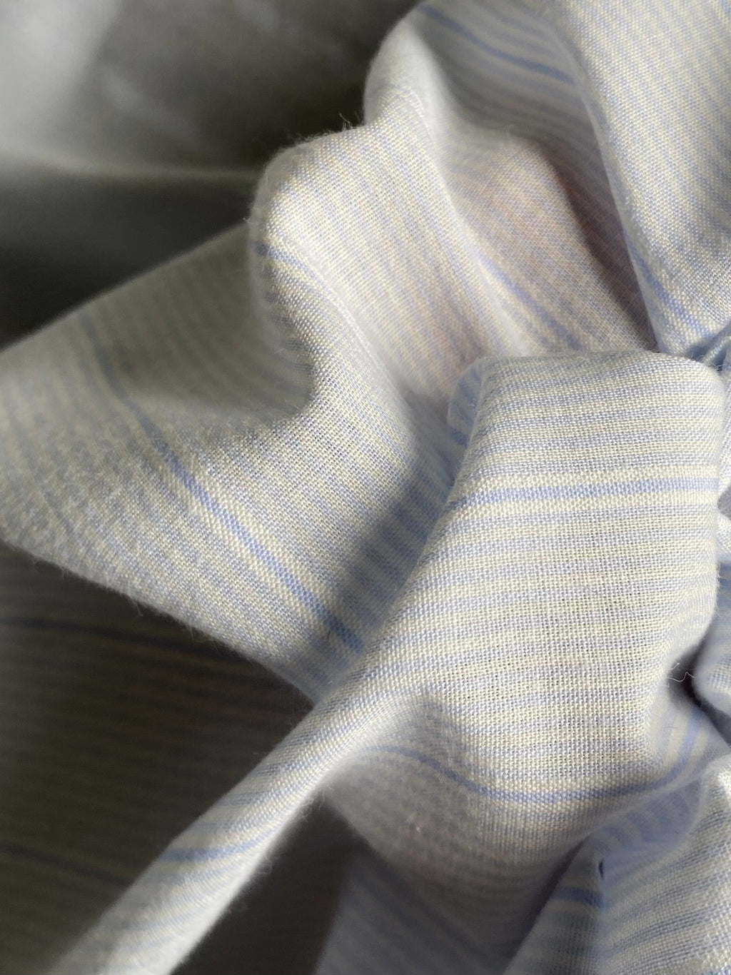 046C. Cotton. 70g/m2.
