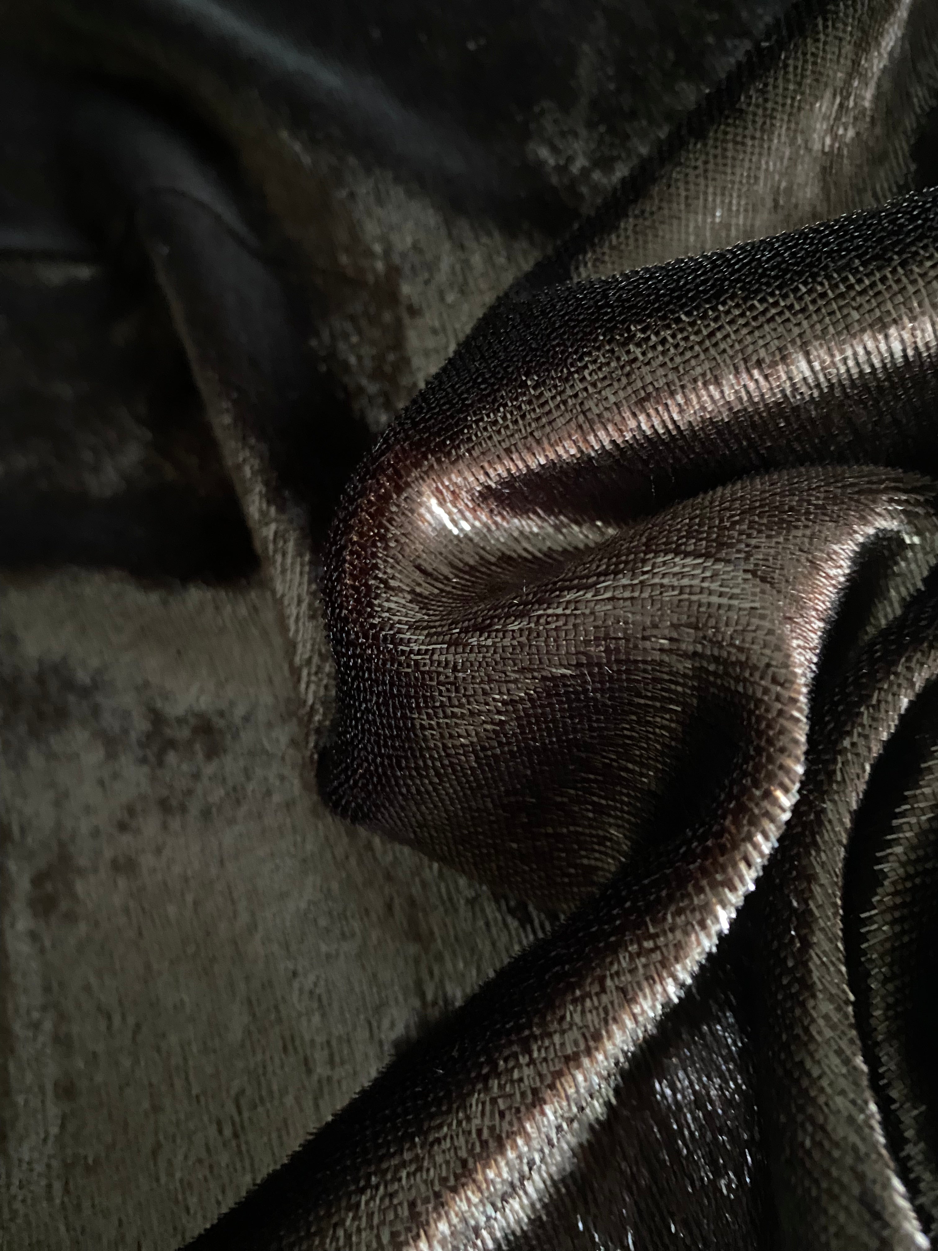 355PM. Metallic shine velvet. 255g/m2. 1m und 2.55m.