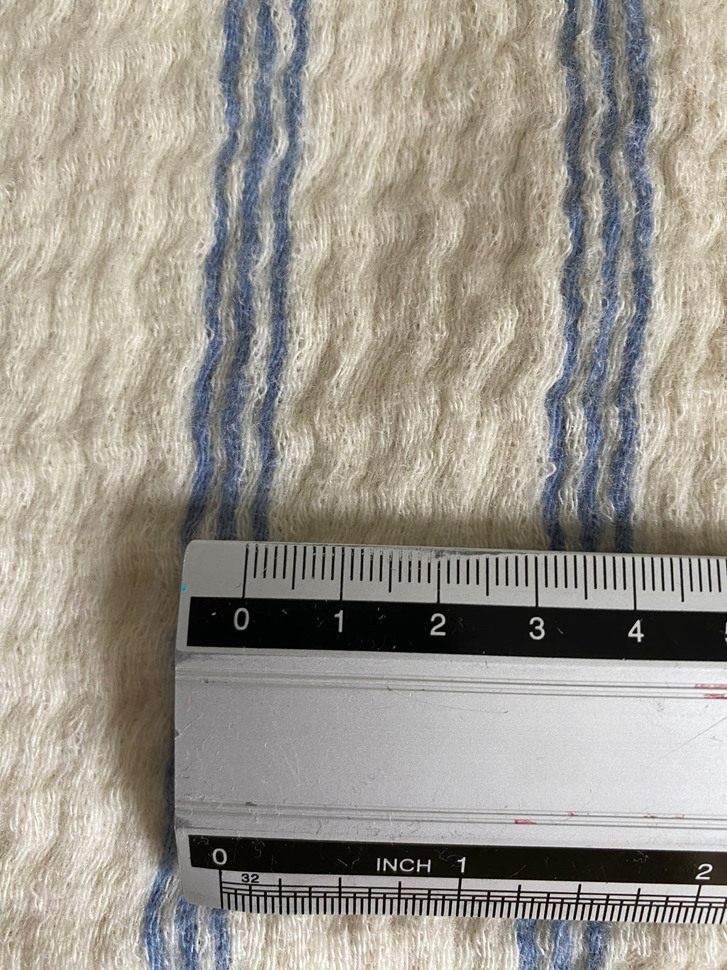335W. Soft bonded wool. 335g/m2.