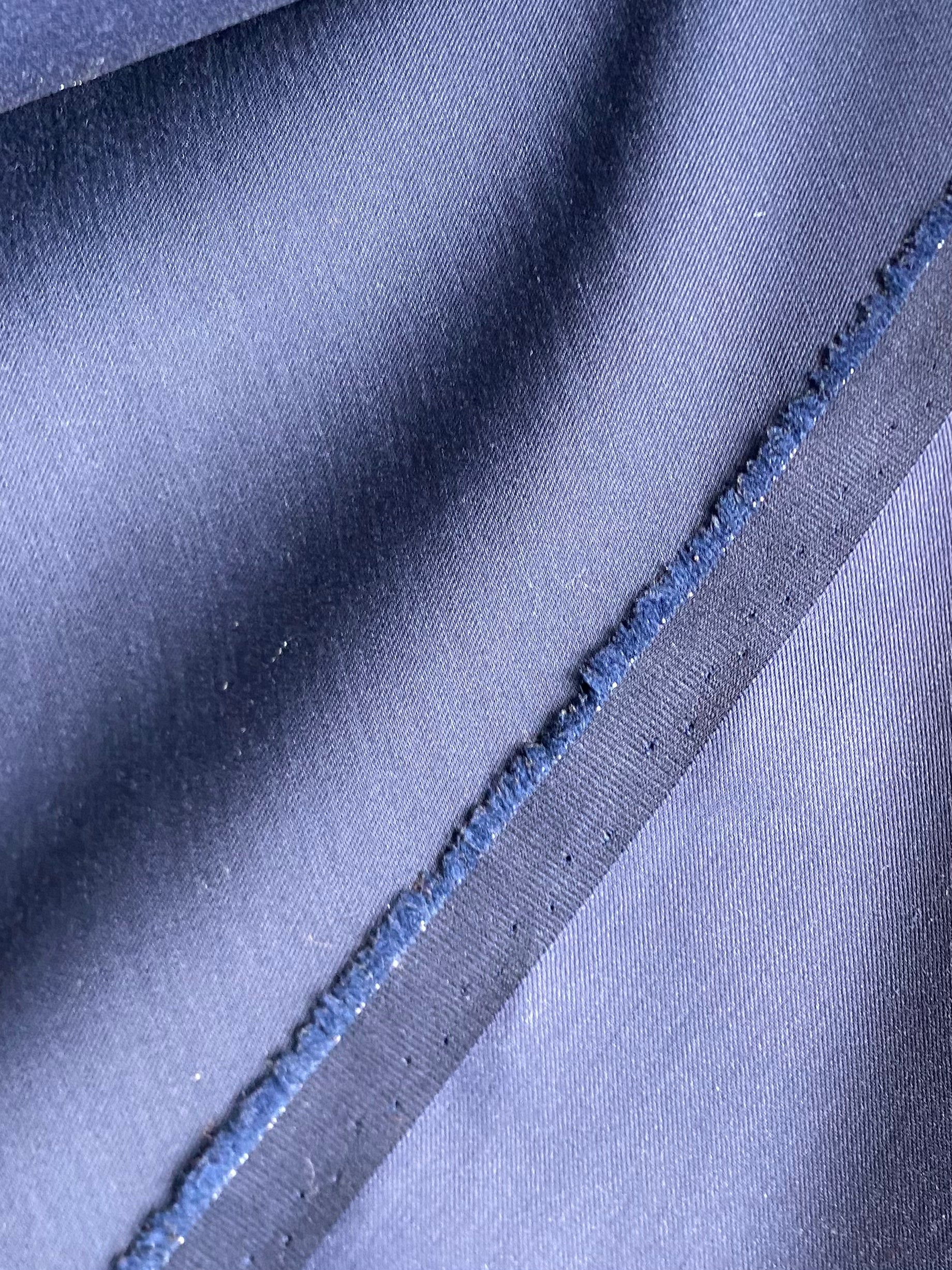 118CLP. Water repellent cotton blend. 155g/m2.