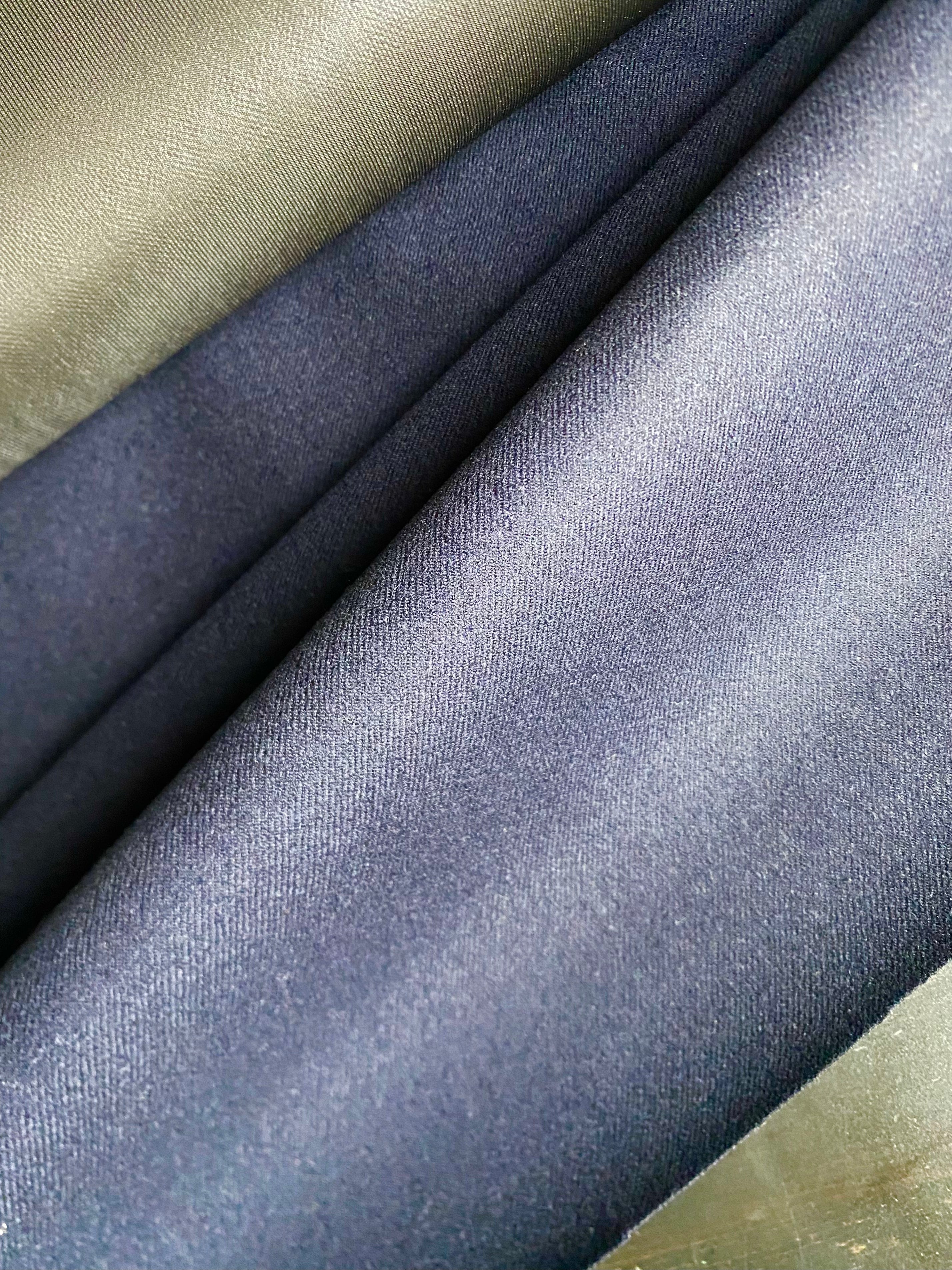 204WLP. Water-rresistant coated wool. 285g/m2.