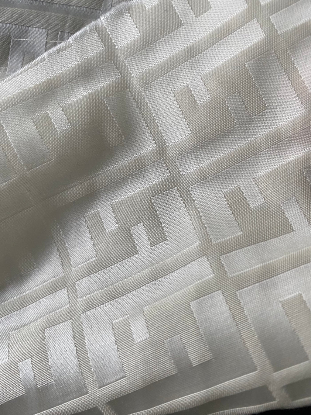 477PC. Jacquard with logo pattern. 170g/m2.