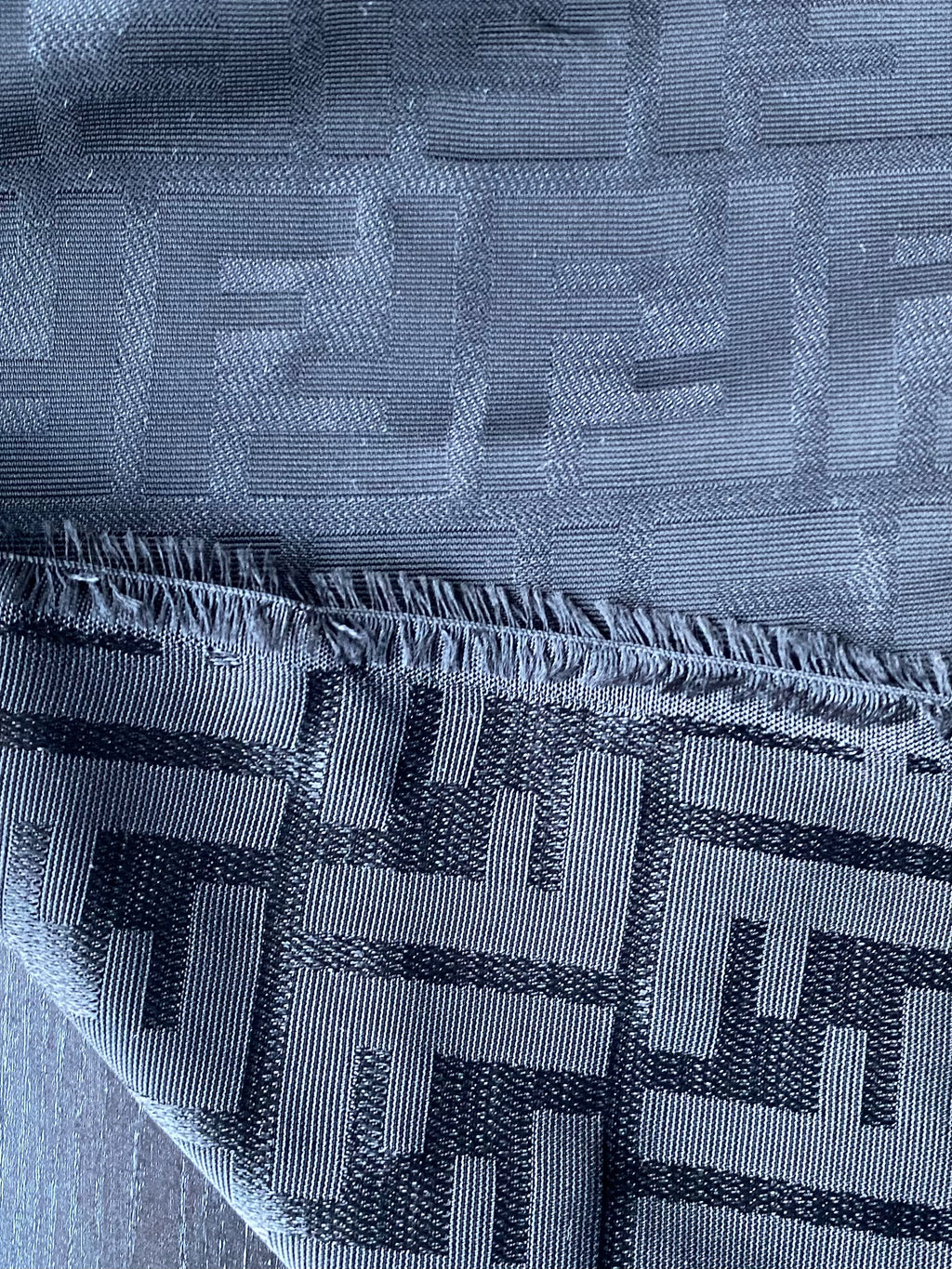 486PL. Jacquard with logo. 170g/m2.