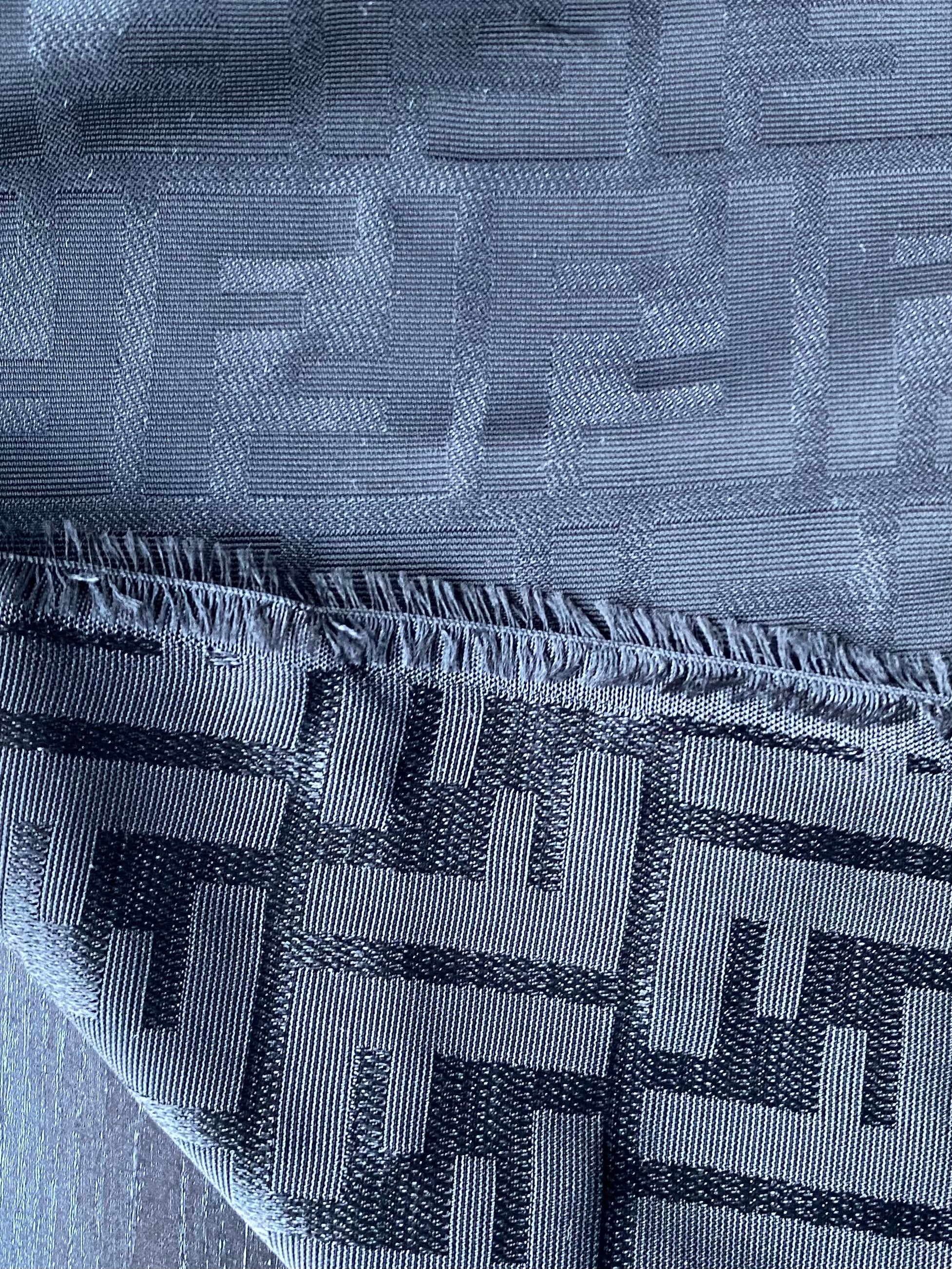 486PL. Jacquard with logo. 170g/m2.