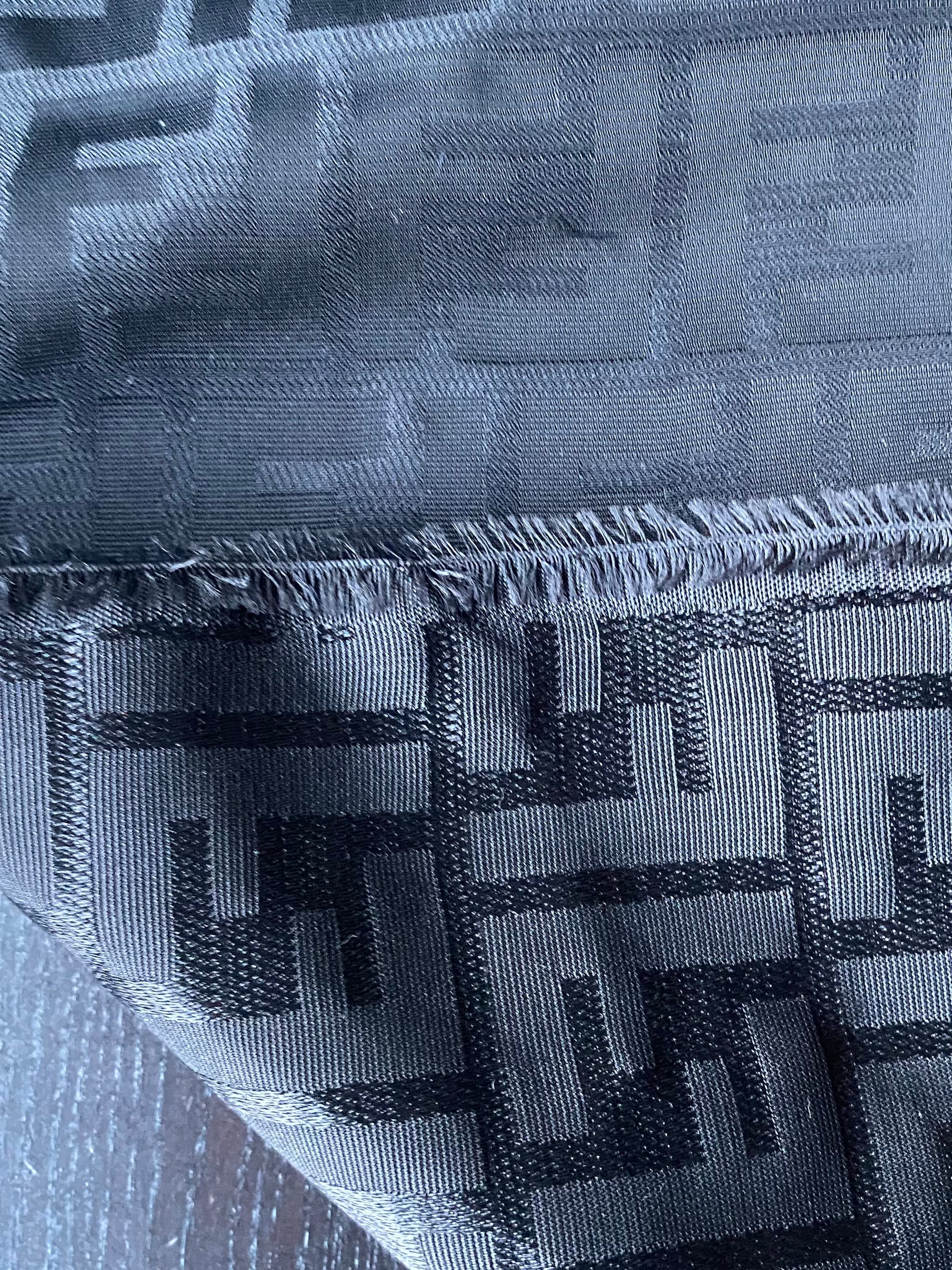 486PL. Jacquard with logo. 170g/m2.