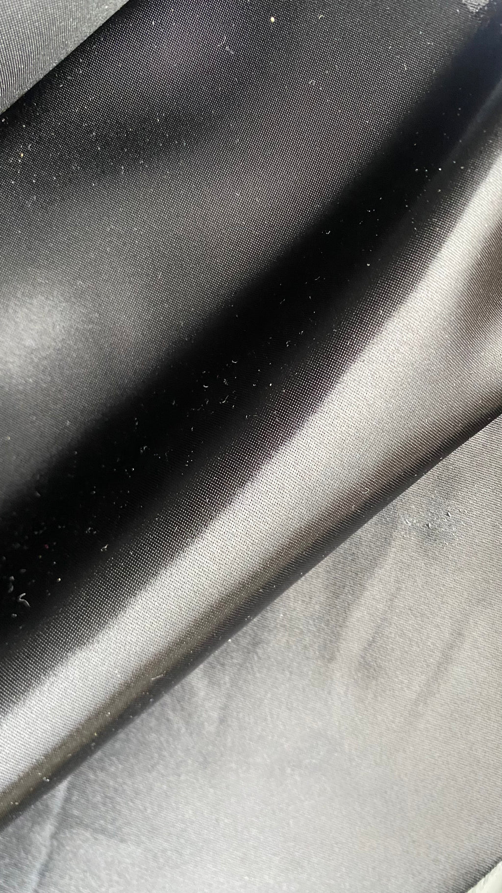 234PJ. Water-repellent satin. 200g/m2.