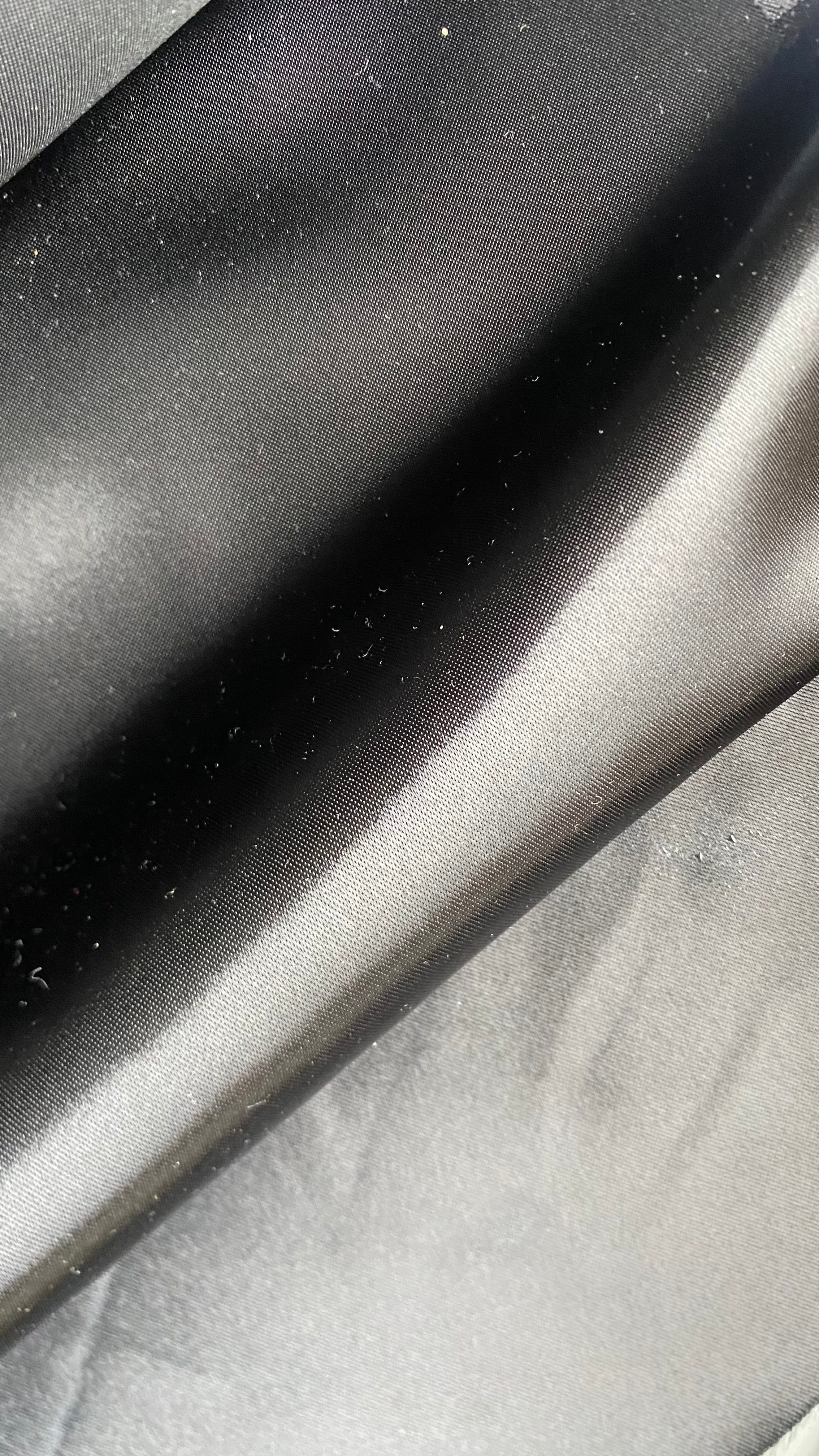 234PJ. Water-repellent satin. 200g/m2.