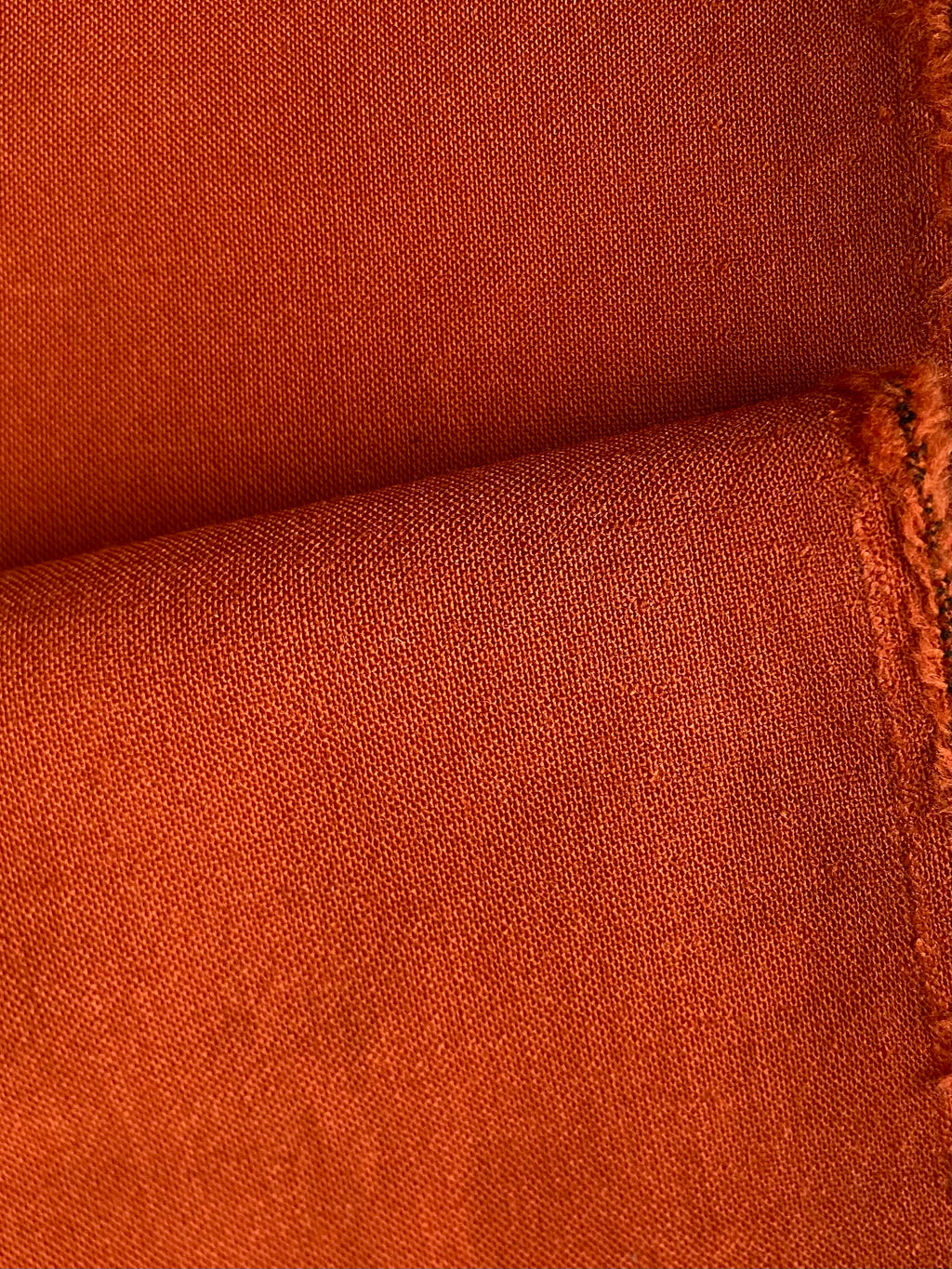 107WLP. Wool blend. 225g/m2.