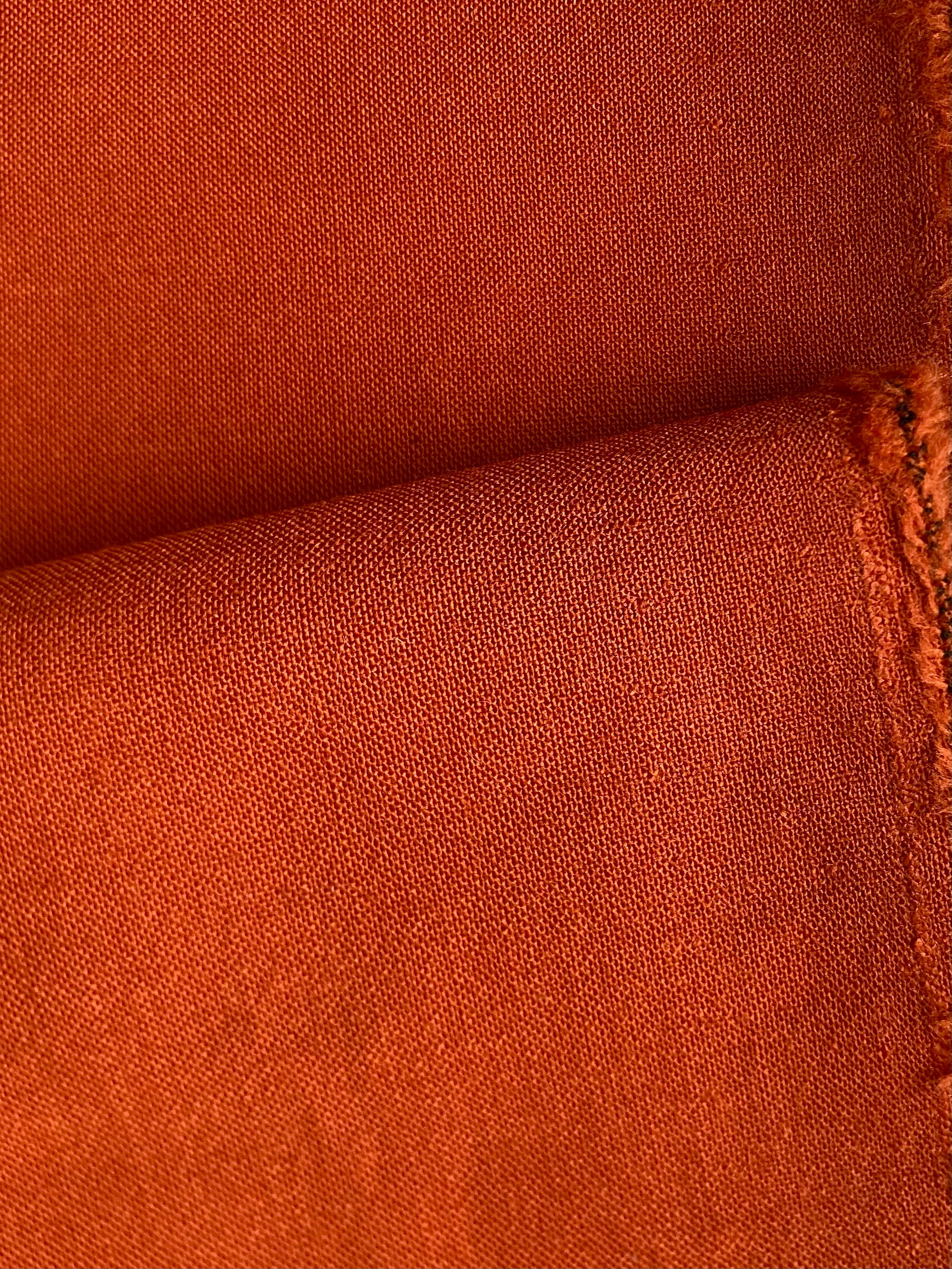 107WLP. Wool blend. 225g/m2.